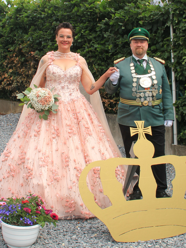 2023-24_Königspaar Michael Taube & Stefanie Frisch_web